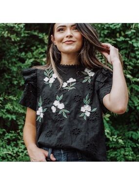 Black Eyelet Floral Embroidered Short Sleeve Top
